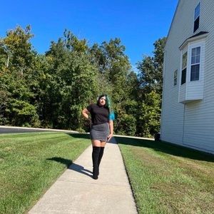 Meet your Posher, Marly